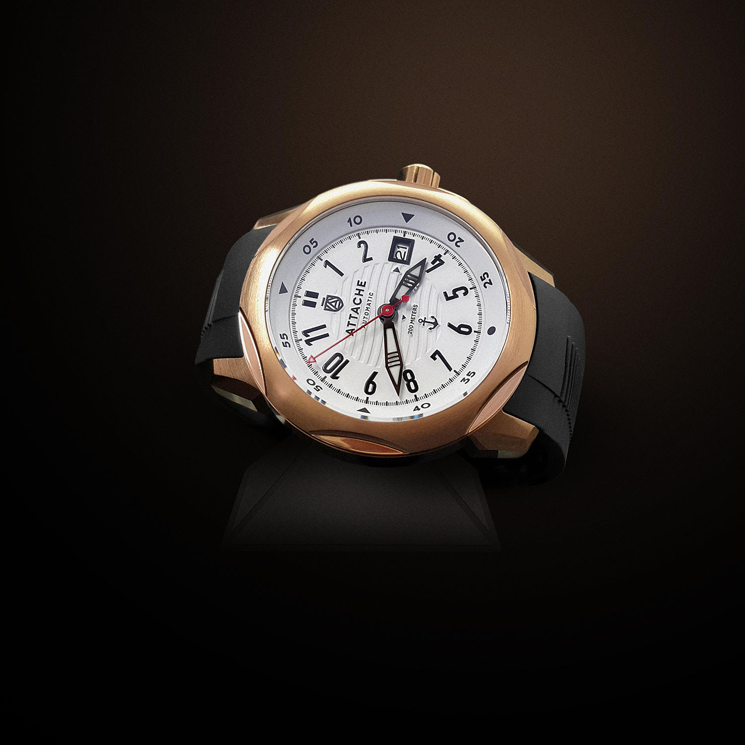  Attache Marine Automatic BRWHITE1 2