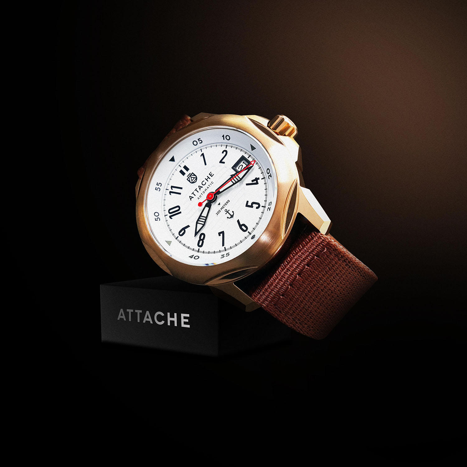  Attache Marine Automatic BRWHITE1 4