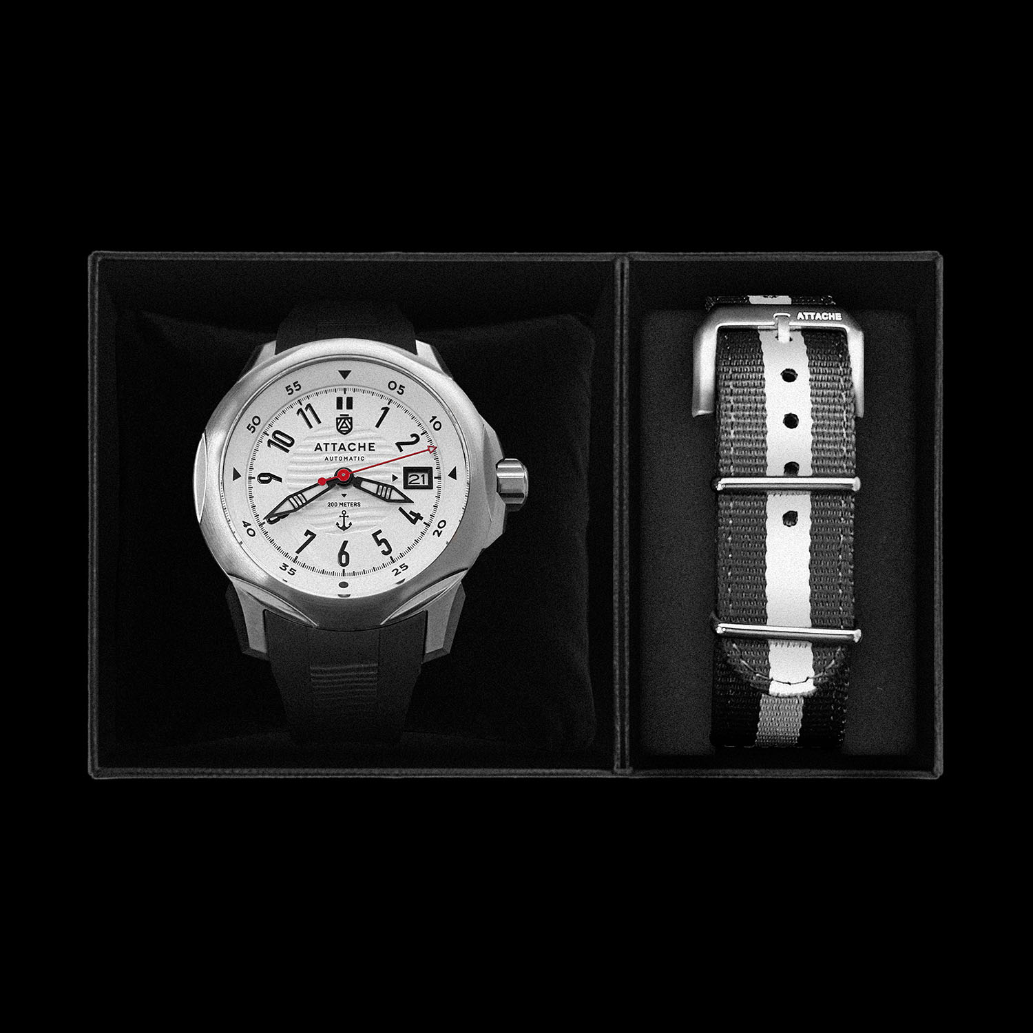  Attache Marine Automatic SWHITE1 6