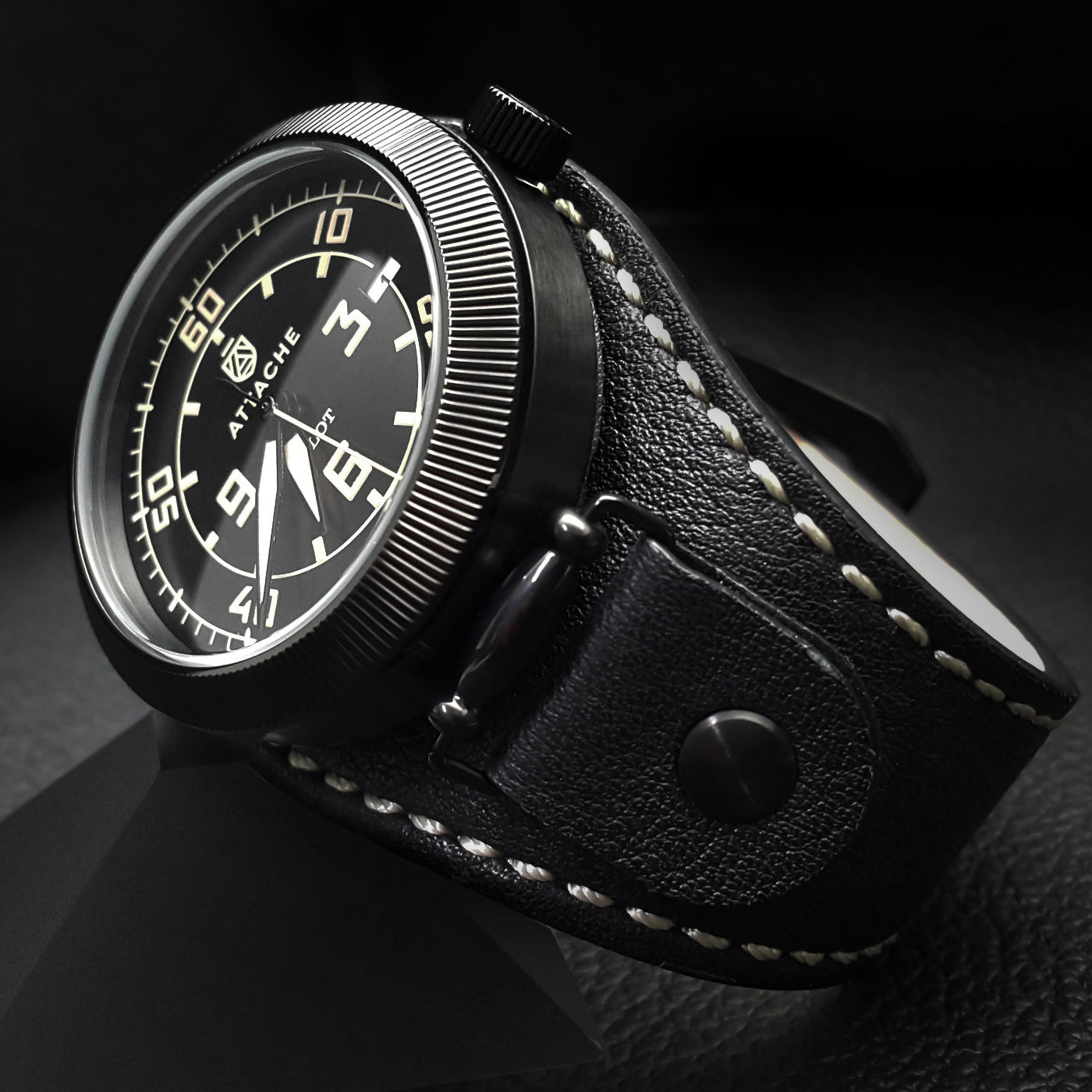  Attache Pilot Black-BY 7