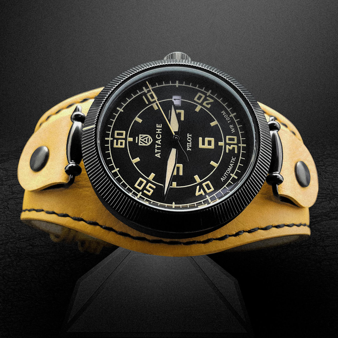  Attache Pilot Black-BY-Biege 5