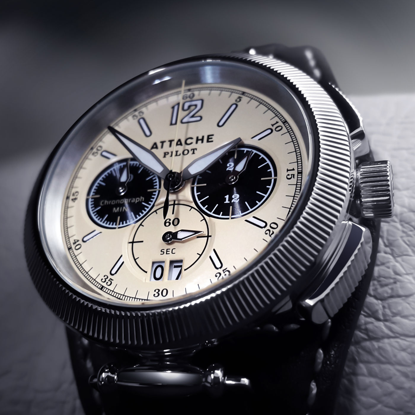  Attache Pilot Chrono SBiege 3