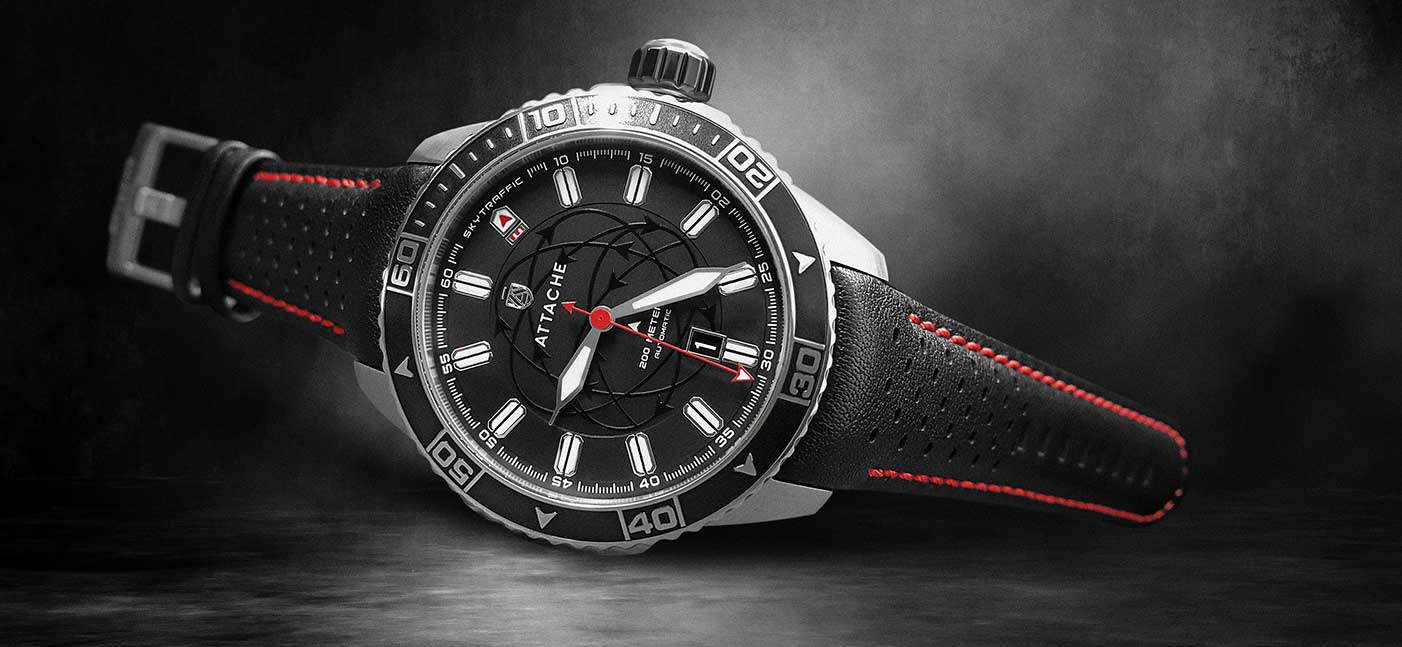 ���� Attache SKYTRAFFIC Automatic Steel Black.