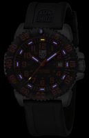 Мужские швейцарские часы LUMINOX A.3165 мал. в темноте