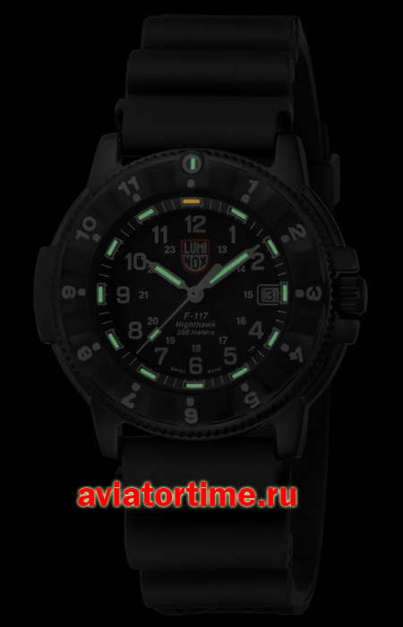 Швейцарские часы luminox a3401 в темноте AIR F-117 NIGHTHAWK 3400 Series.