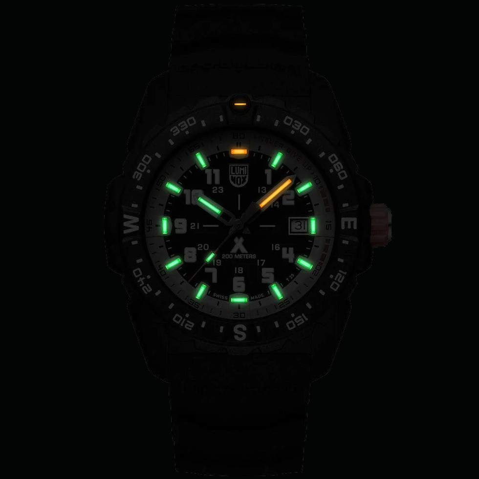  LUMINOX XB.3731  1