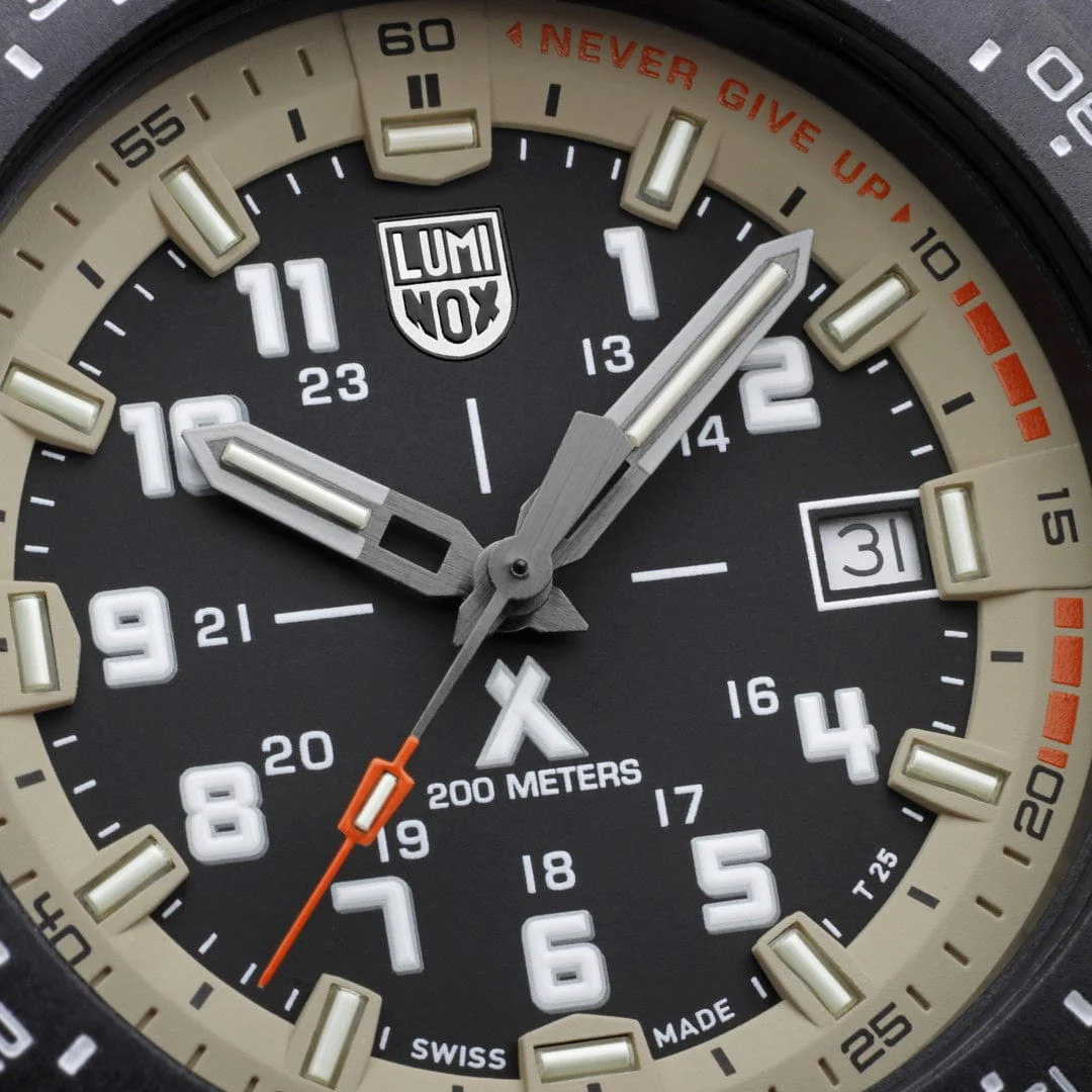  LUMINOX XB.3731  3