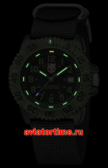   LUMINOX XS.3041  .