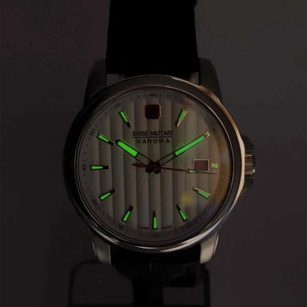  Swiss Military Hanowa SMWGB7001001.  .