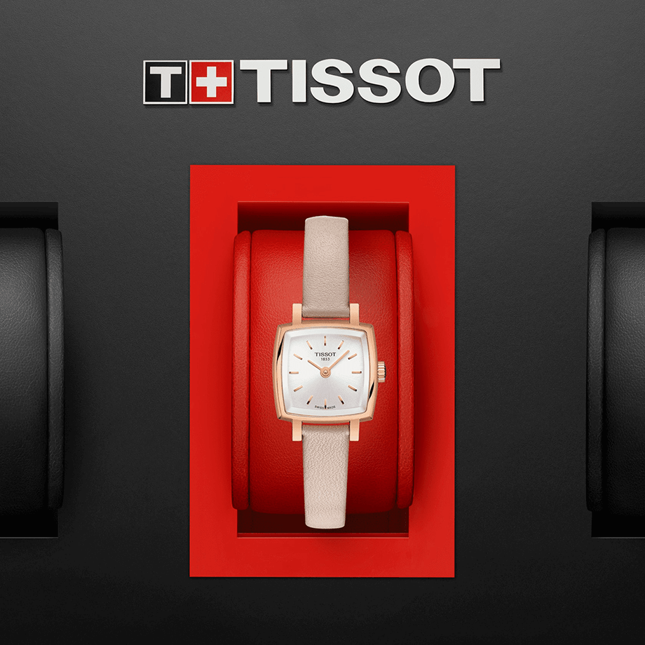 Часы Tissot T058.109.36.031.00 Часы на руке.