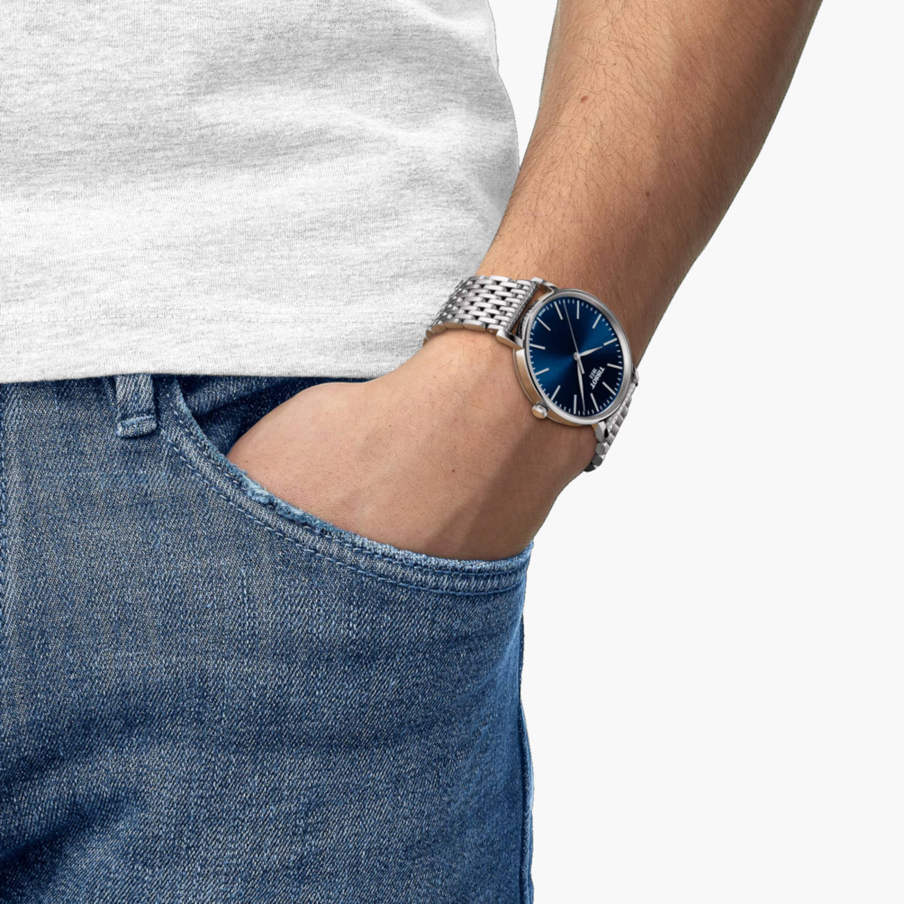  Tissot T143.410.11.041.00  .